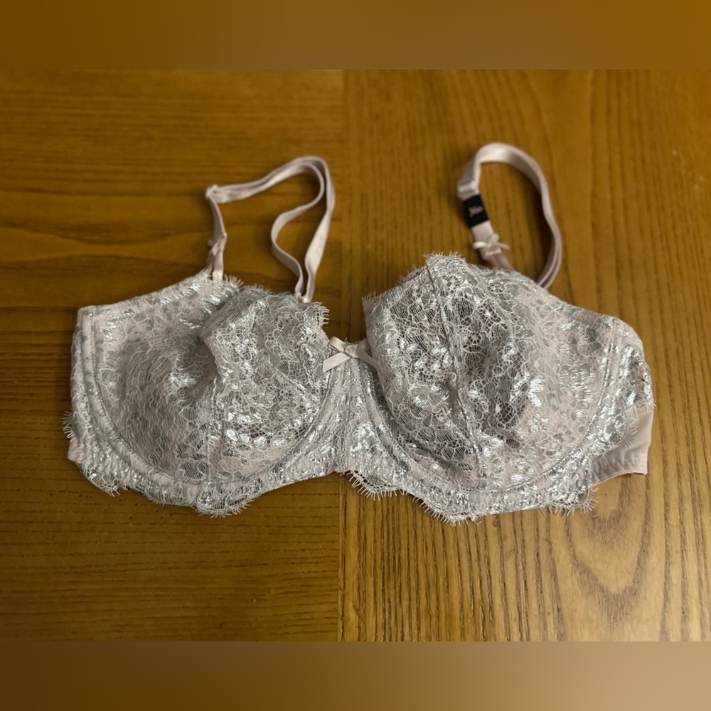 NWT Victorias Secret Dream Angels Push-up without Padding Bra 36D Lacy Lt Pink